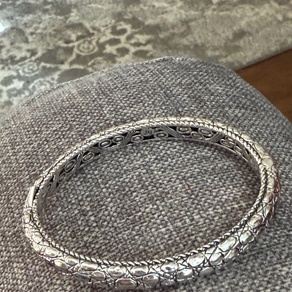 JAI/John Hardy Sterling Textured Bangle. 5/16”w, size large